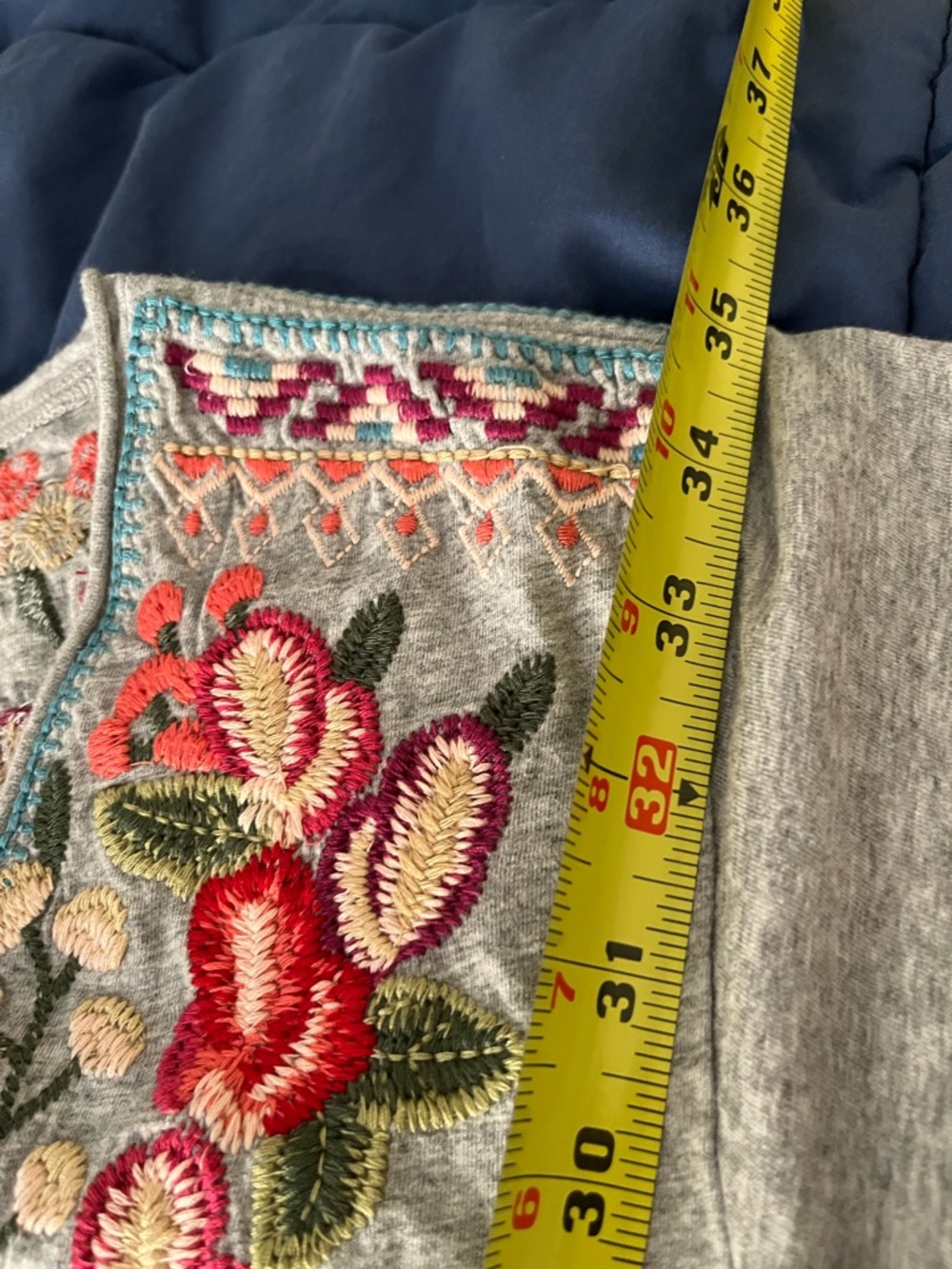 Johnny Was heavily embroidered floral 100% cottontunic top L May fit XL - Picture 5 of 16